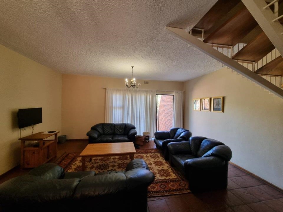 19 Bedroom Property for Sale in Belgravia Northern Cape
